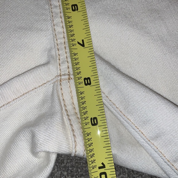 Tommy Bahama Jeans - Picture 7 of 8